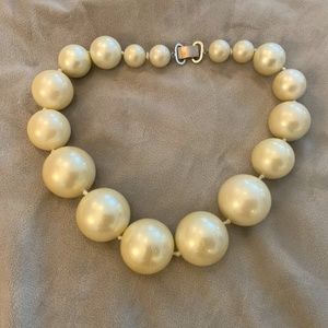 Vintage Oversize Fake Pearl Necklace